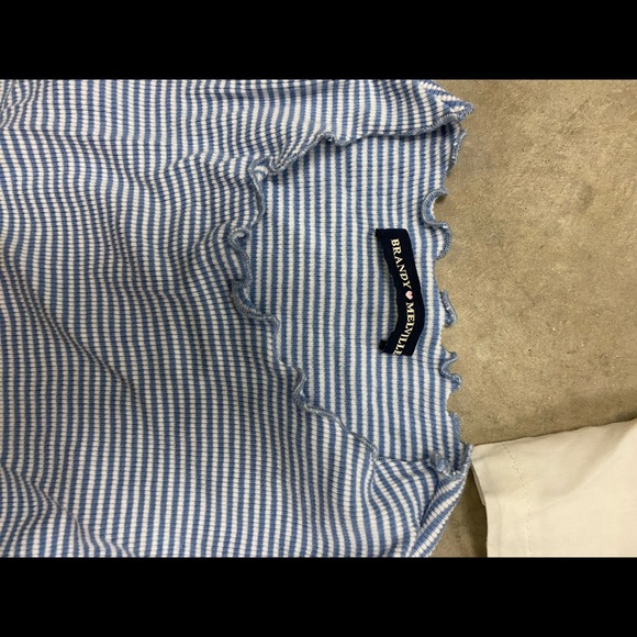 Top - Picture 2 of 2